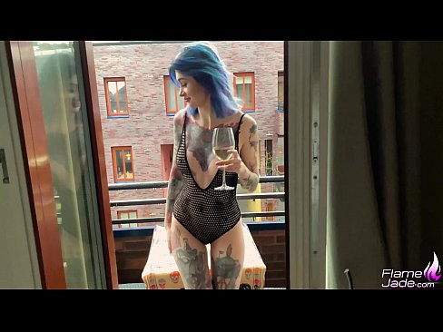❤️ Sjajna djevojka siše s gutljajem i strastveno jebe pod otvorenim nebom ❤️❌ Prekrasni porno na hr.superpornpics.ru ❌